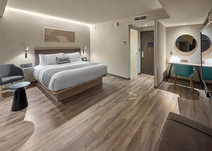 Express By Marriott Ciudad De Interlomas Hotel 3*