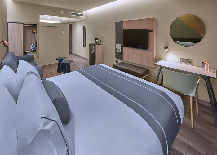 Hotel Express By Marriott Ciudad De Interlomas