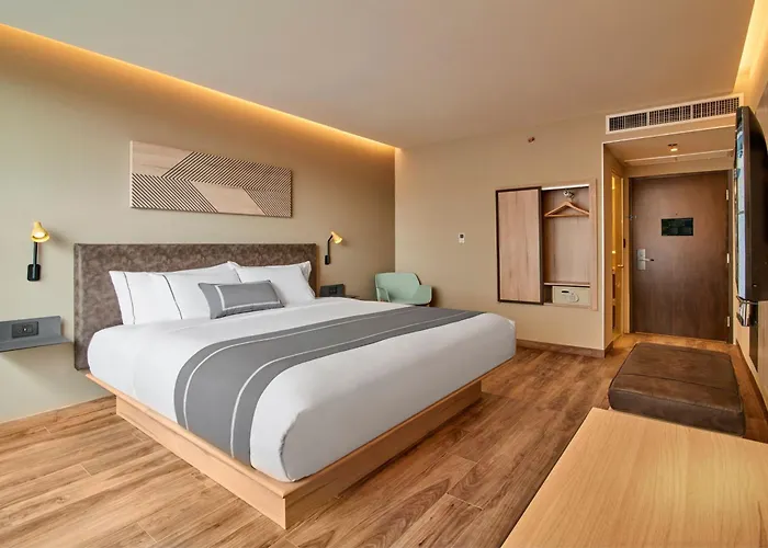 Hotel Express By Marriott Ciudad De Interlomas Mexico City