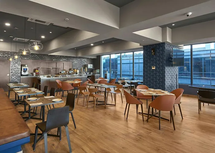 Hotel Express By Marriott Ciudad De Interlomas