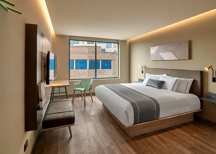 Hotel Express By Marriott Ciudad De Interlomas 3*
